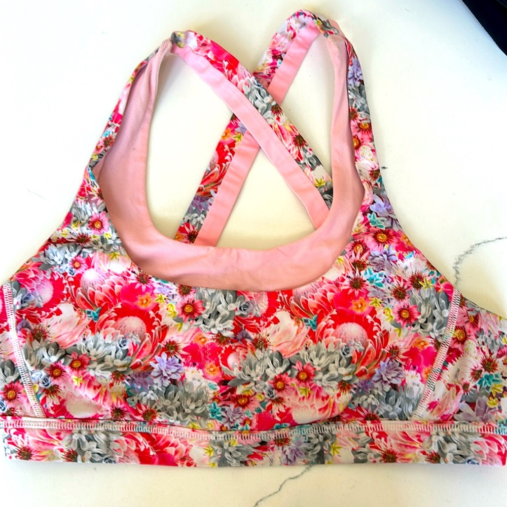 Size10 lululemon sports bra